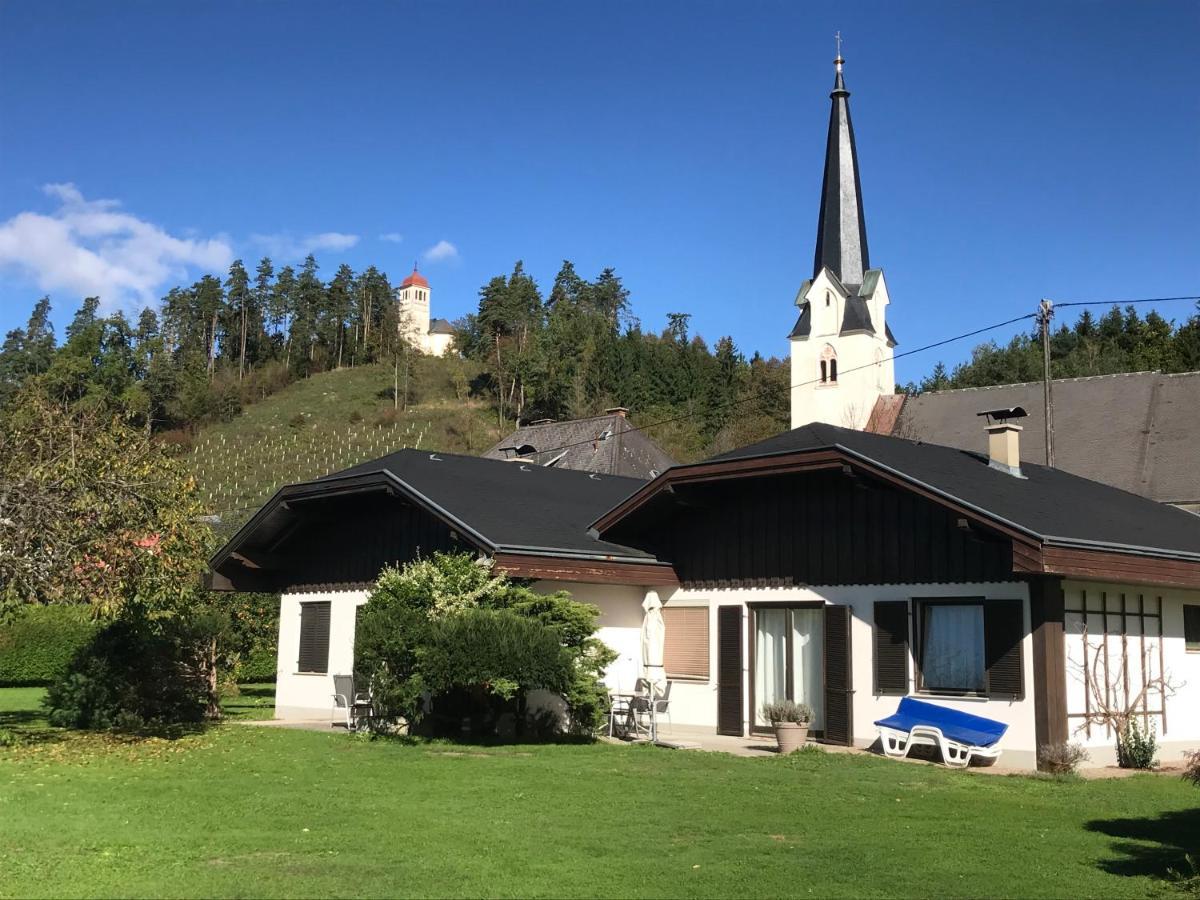 V Gemuetliches Gartenhaus Vila Sankt Michael ob Bleiburg Exterior foto