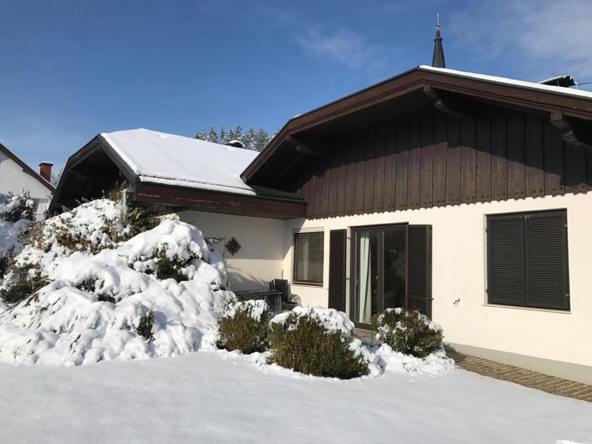 V Gemuetliches Gartenhaus Sankt Michael ob Bleiburg Exterior foto